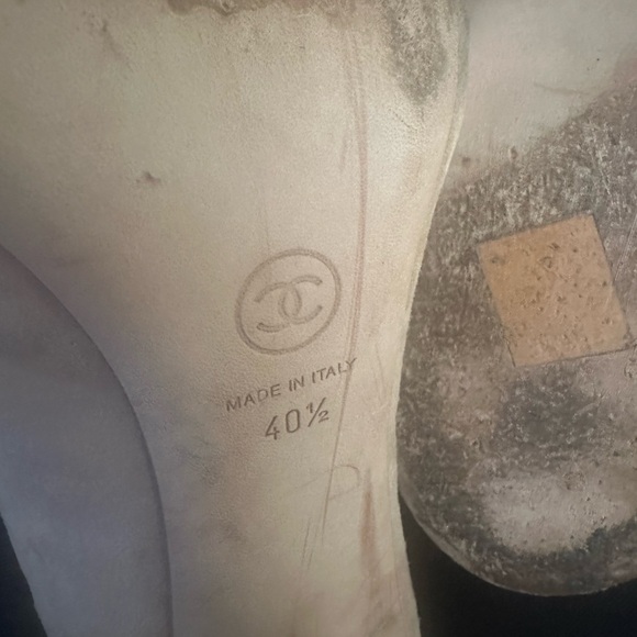 Authentic CHANEL Tan Suede Leather Sandal Heels 40-1/2 - Picture 5 of 7